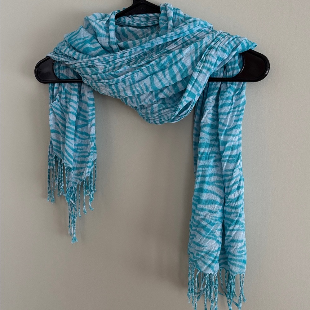 Vintage Cute Artsy Y2K Lightweight Blue Fall Tiger Stripe Fringe Scarf Women’s